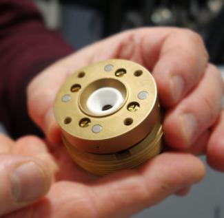 Cellule à enclumes de diamant